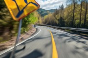 临时变道风险高？掌握这几招，安全出行不慌乱