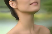 告别抬头纹，轻松拥有平滑细腻的V形美颈——快速消除抬头纹的实用指南