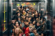 电梯拥挤别慌！超载预警与科学避让指南